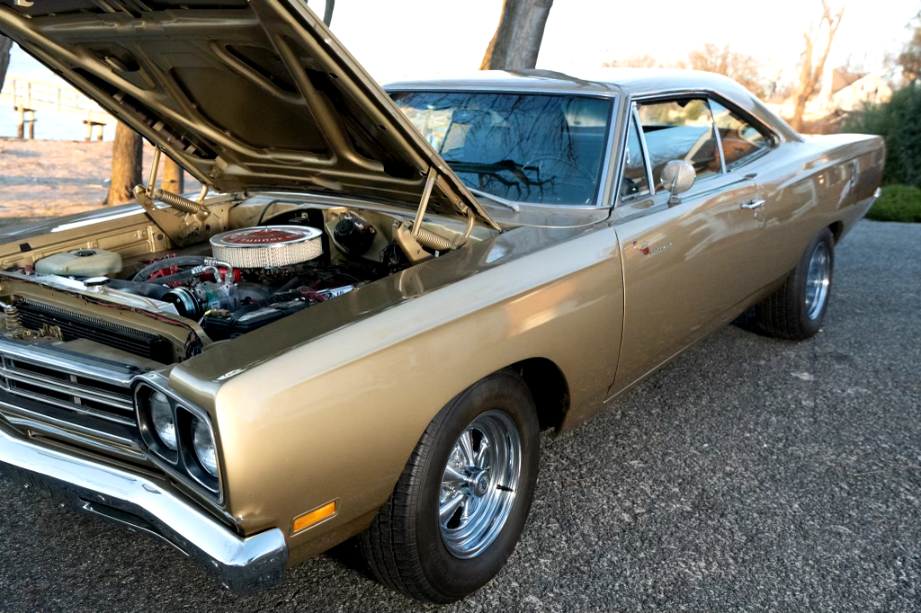 Plymouth-roadrunner-Coupe-1969-8