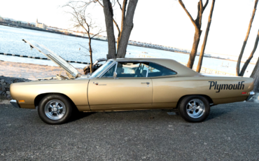 Plymouth-roadrunner-Coupe-1969-9