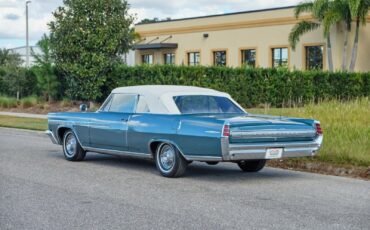 Pontiac-Bonneville-1963-3