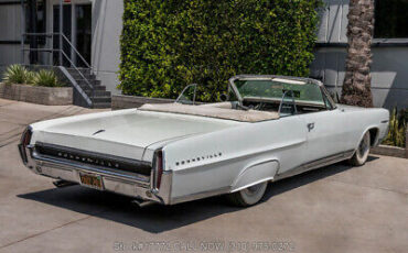 Pontiac-Bonneville-1964-4