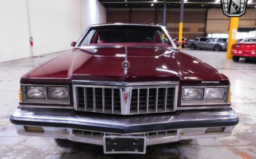 Pontiac-Bonneville-1978-6