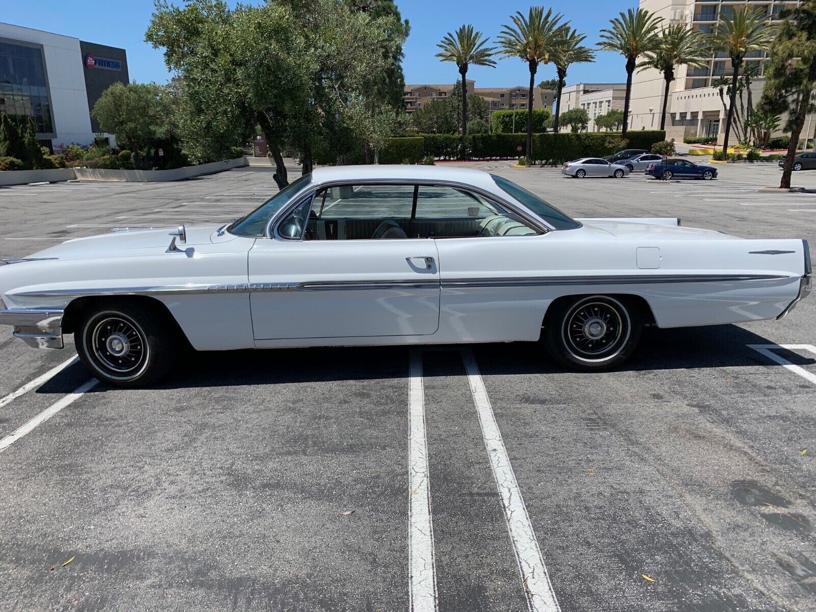 Pontiac Bonneville Berline 1961 à vendre