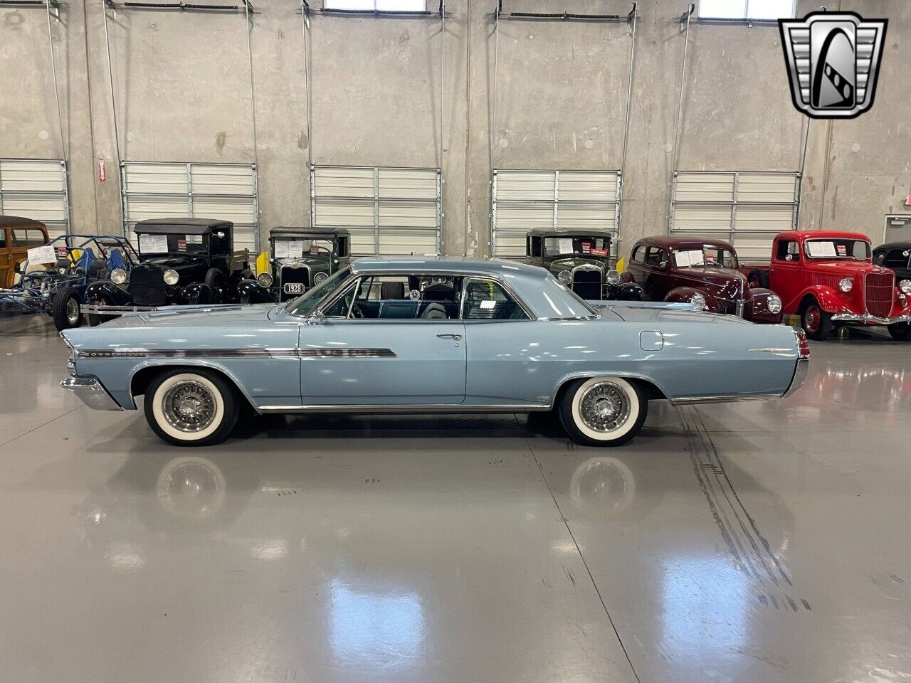 Pontiac-Bonneville-Coupe-1963-3