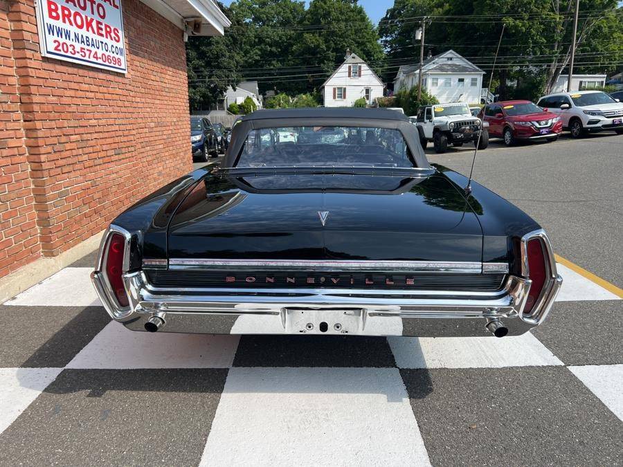 Pontiac-Bonneville-convertible-1964-6