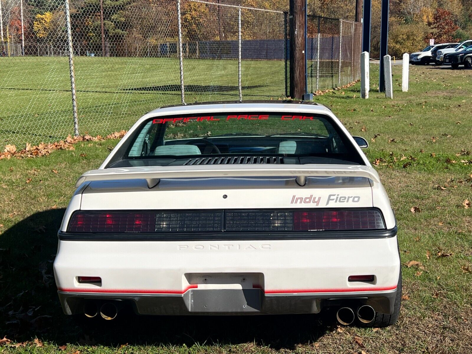 Pontiac-Fiero-1984-7