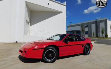 Pontiac-Fiero-1988-2