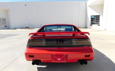 Pontiac-Fiero-1988-9