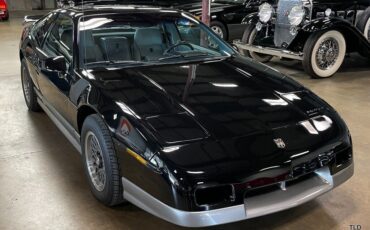 Pontiac Fiero Coupe 1986