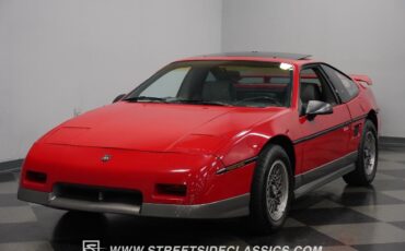 Pontiac-Fiero-Coupe-1986-5