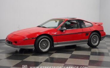 Pontiac-Fiero-Coupe-1986-7