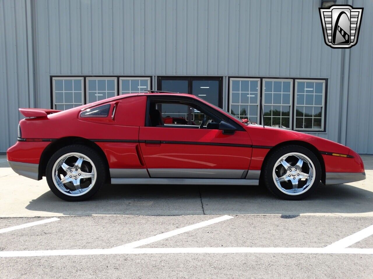 Pontiac-Fiero-Coupe-1986-8