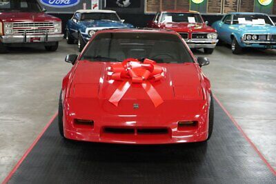 Pontiac-Fiero-Coupe-1988-2