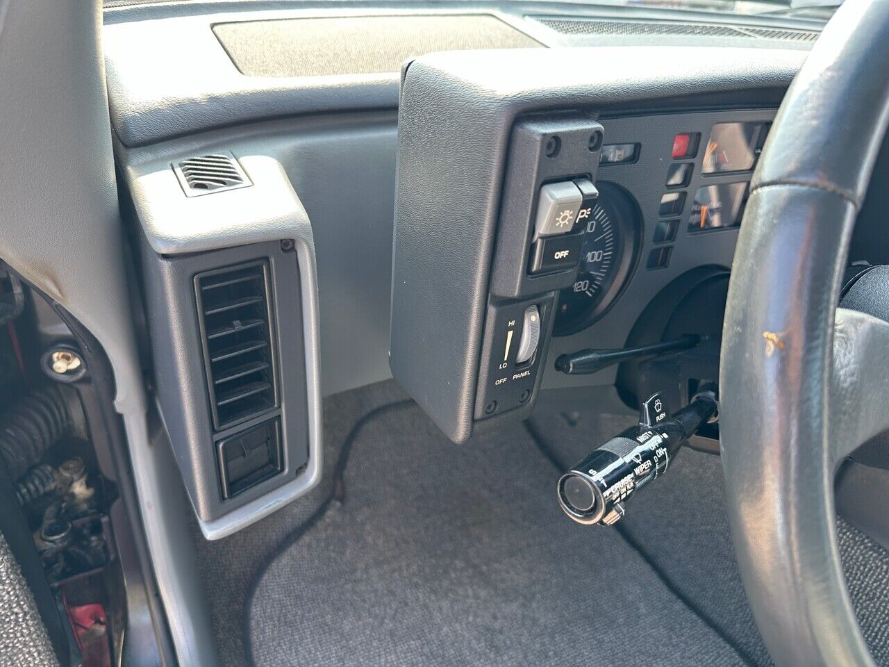 Pontiac-Fiero-Coupe-1988-29