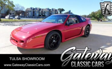 Pontiac Fiero Coupe 1988