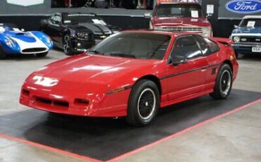 Pontiac-Fiero-Coupe-1988-4