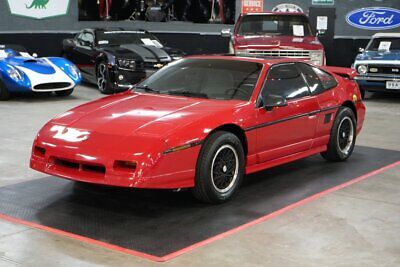 Pontiac-Fiero-Coupe-1988-4