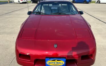 Pontiac-Fiero-Coupe-1988-4