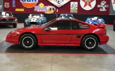 Pontiac-Fiero-Coupe-1988-5