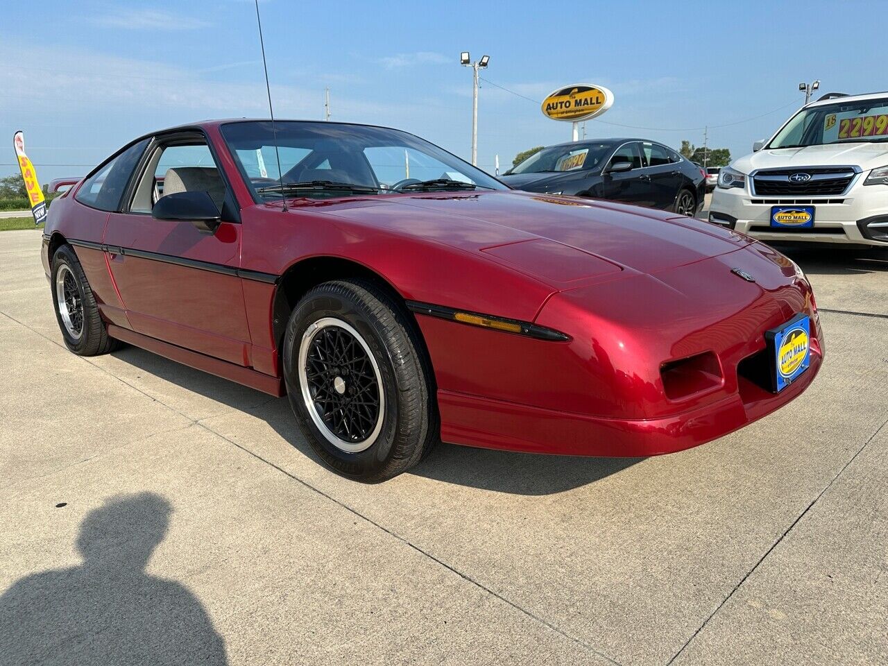 Pontiac-Fiero-Coupe-1988-5