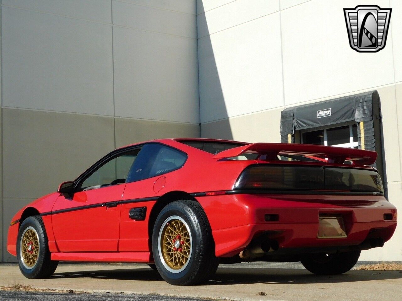 Pontiac-Fiero-Coupe-1988-7