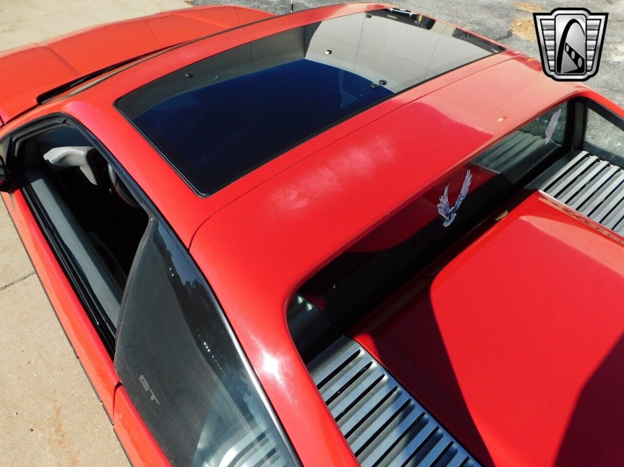 Pontiac-Fiero-Coupe-1988-8