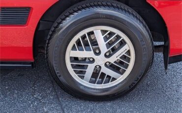 Pontiac-Fiero-Coupe-1988-9