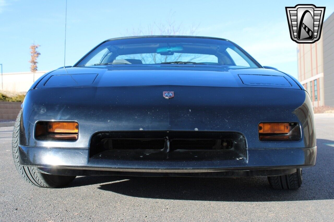 Pontiac-Fiero-Coupe-1988-9