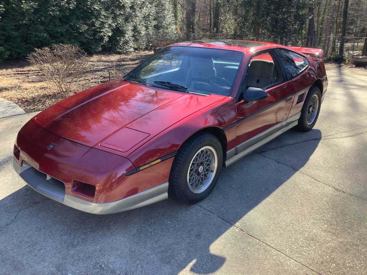 Pontiac-Fiero-gt-1987-2