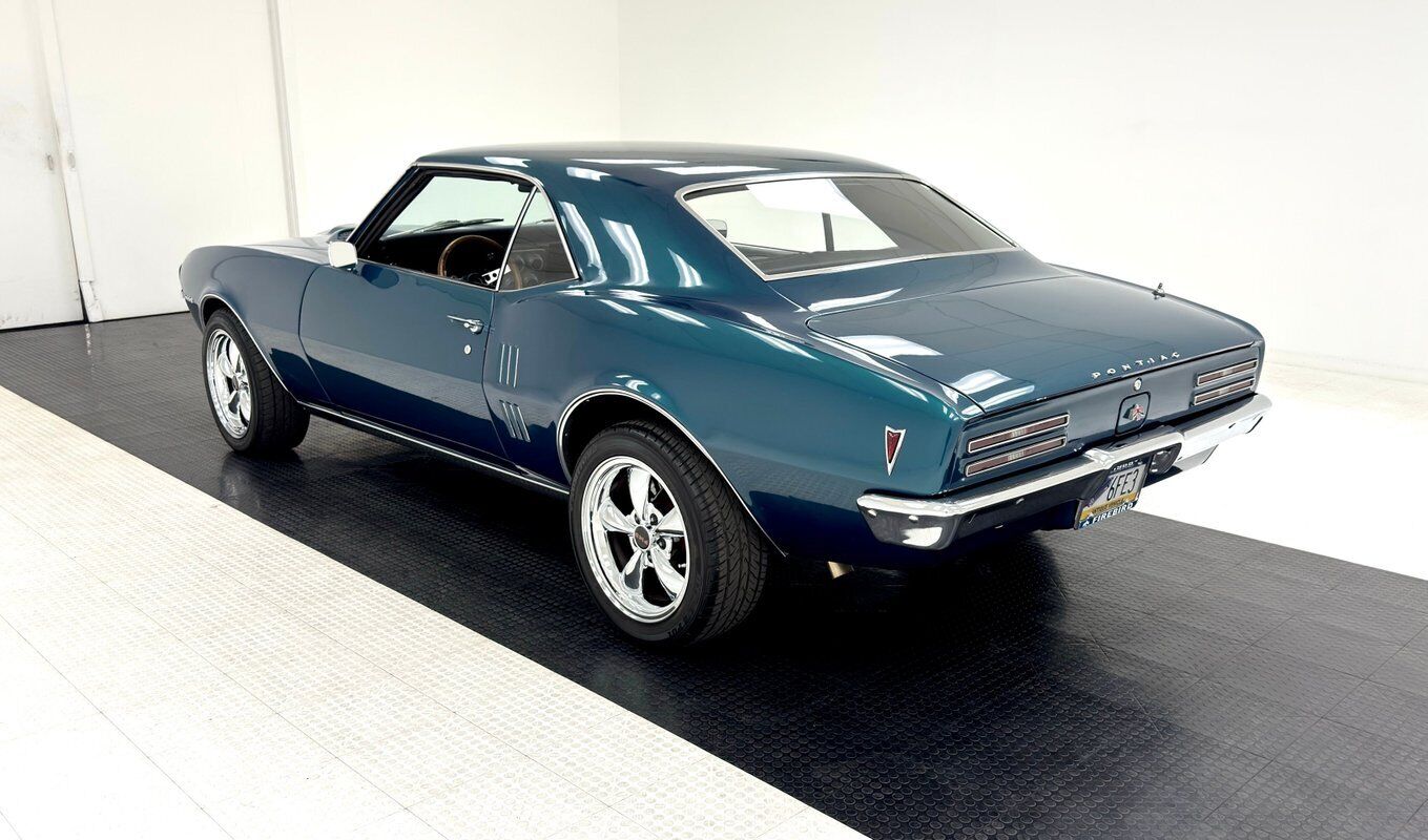 Pontiac-Firebird-1968-2