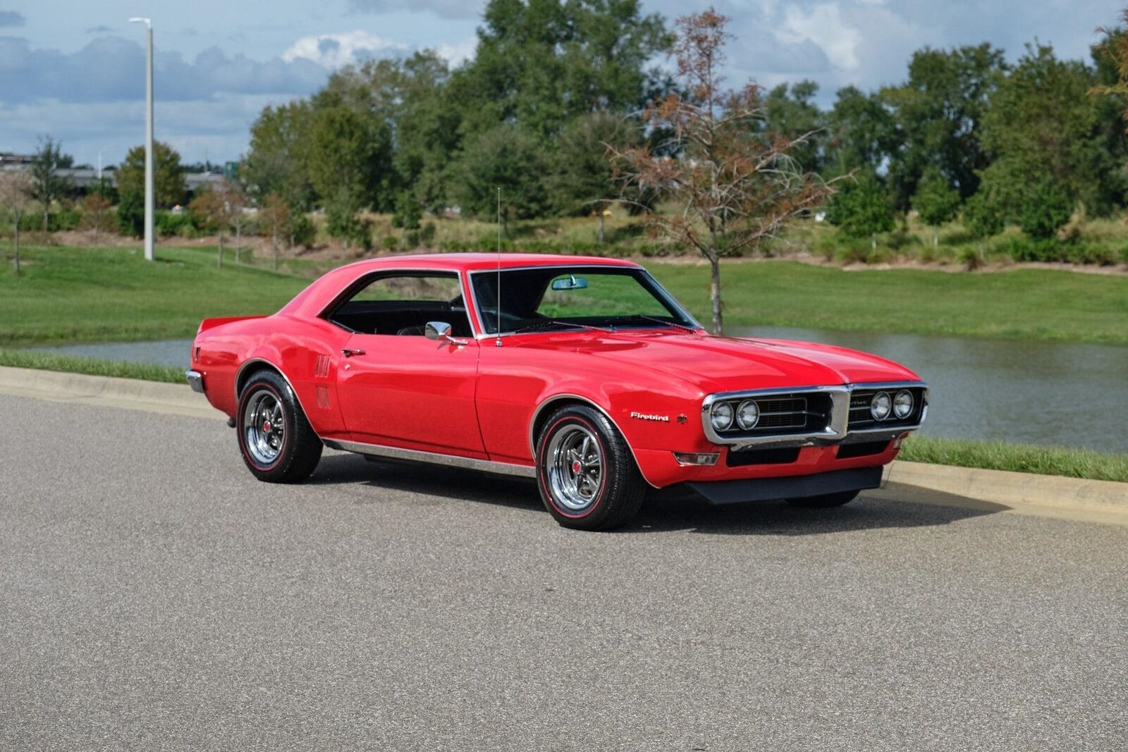 Pontiac-Firebird-1968-8