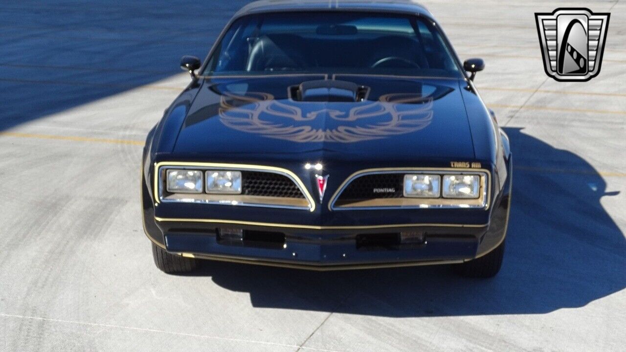 Pontiac-Firebird-1977-2