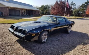 Pontiac-Firebird-1981-1