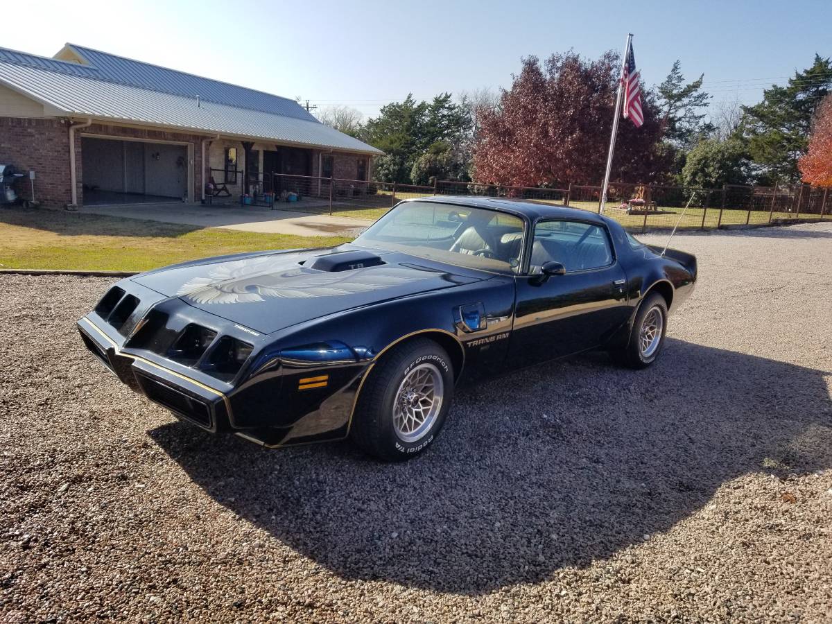 Pontiac-Firebird-1981-1