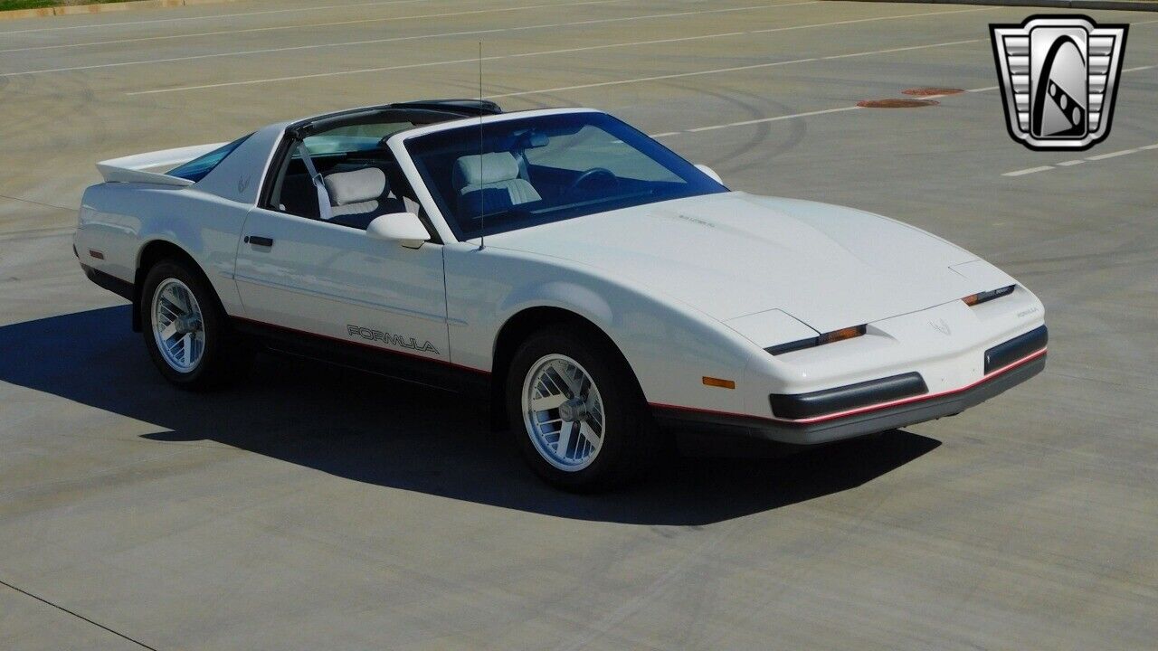 Pontiac-Firebird-1989-11