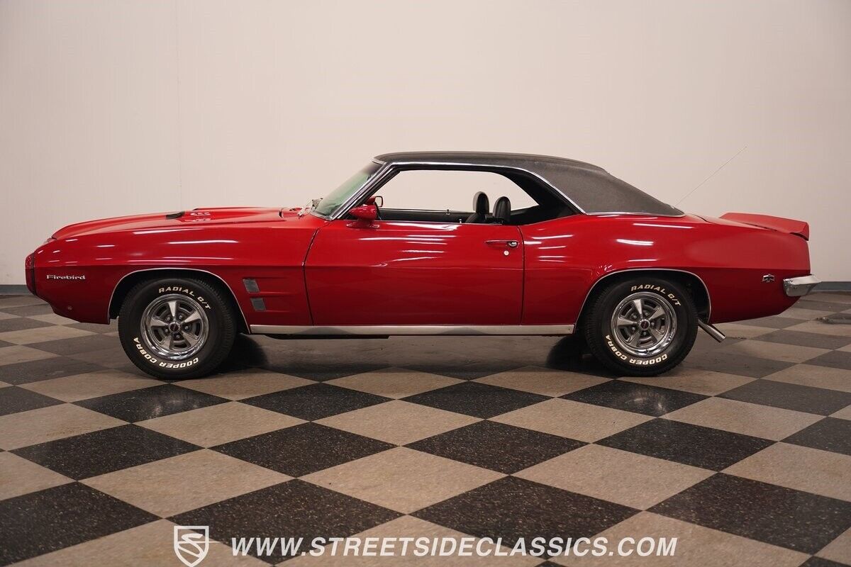 Pontiac-Firebird-Coupe-1969-9