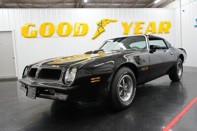 Pontiac-Firebird-Coupe-1976-1