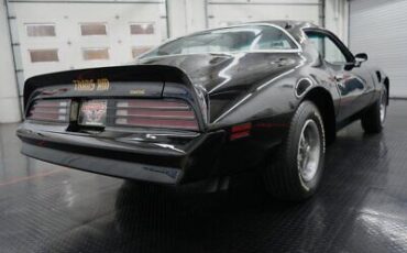 Pontiac-Firebird-Coupe-1976-16