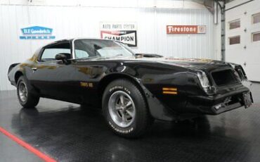 Pontiac-Firebird-Coupe-1976-20