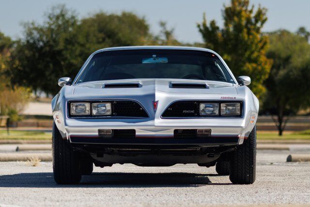 Pontiac-Firebird-Coupe-1977-20