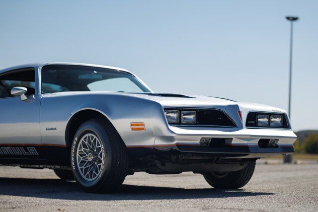 Pontiac-Firebird-Coupe-1977-23