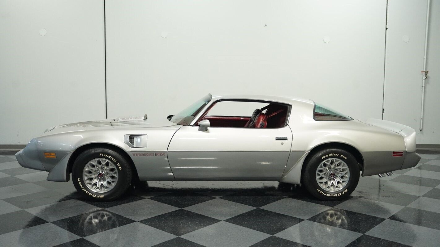 Pontiac-Firebird-Coupe-1979-2