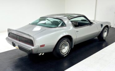 Pontiac-Firebird-Coupe-1979-5