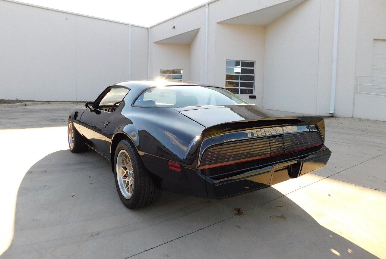 Pontiac-Firebird-Coupe-1979-8