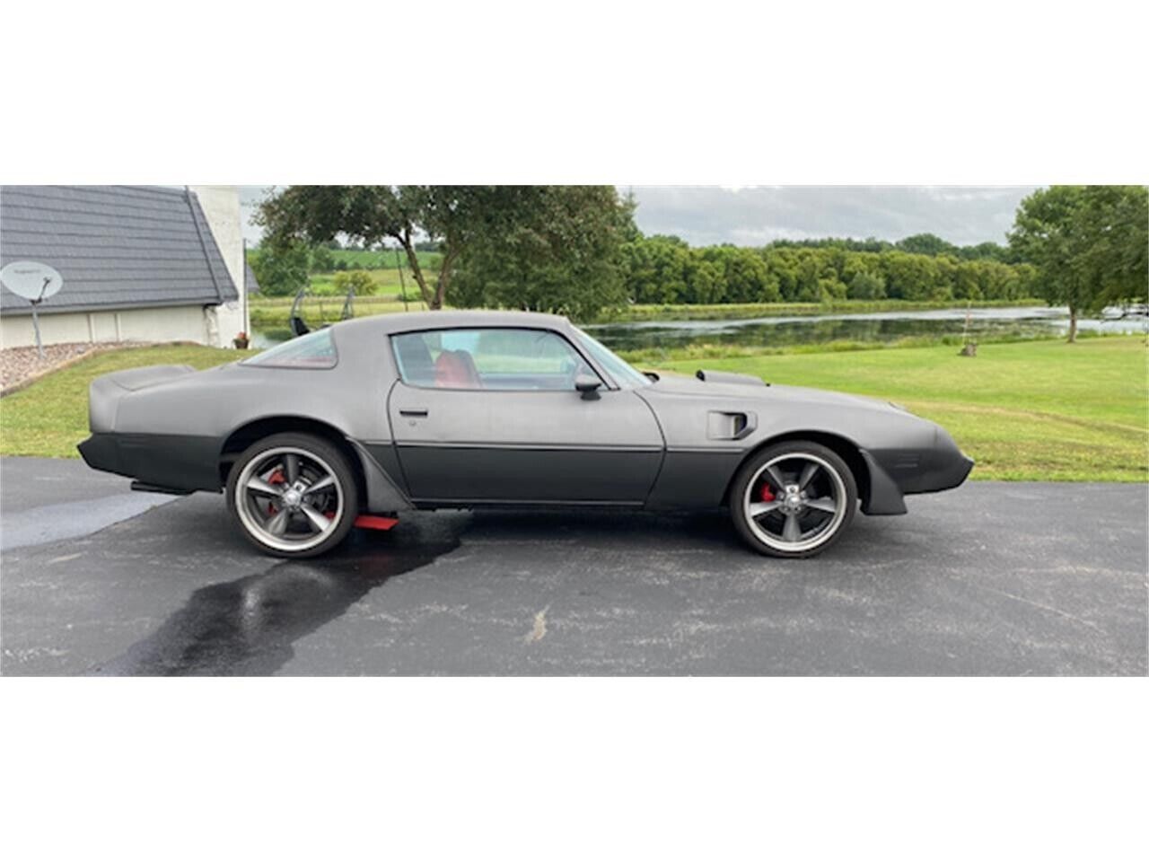 Pontiac-Firebird-Coupe-1980-1