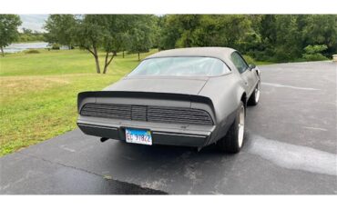 Pontiac-Firebird-Coupe-1980-2