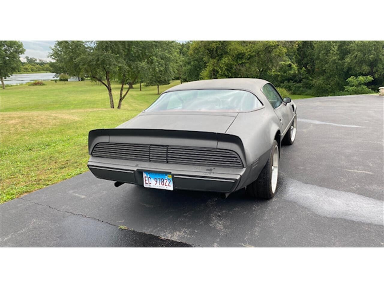 Pontiac-Firebird-Coupe-1980-2