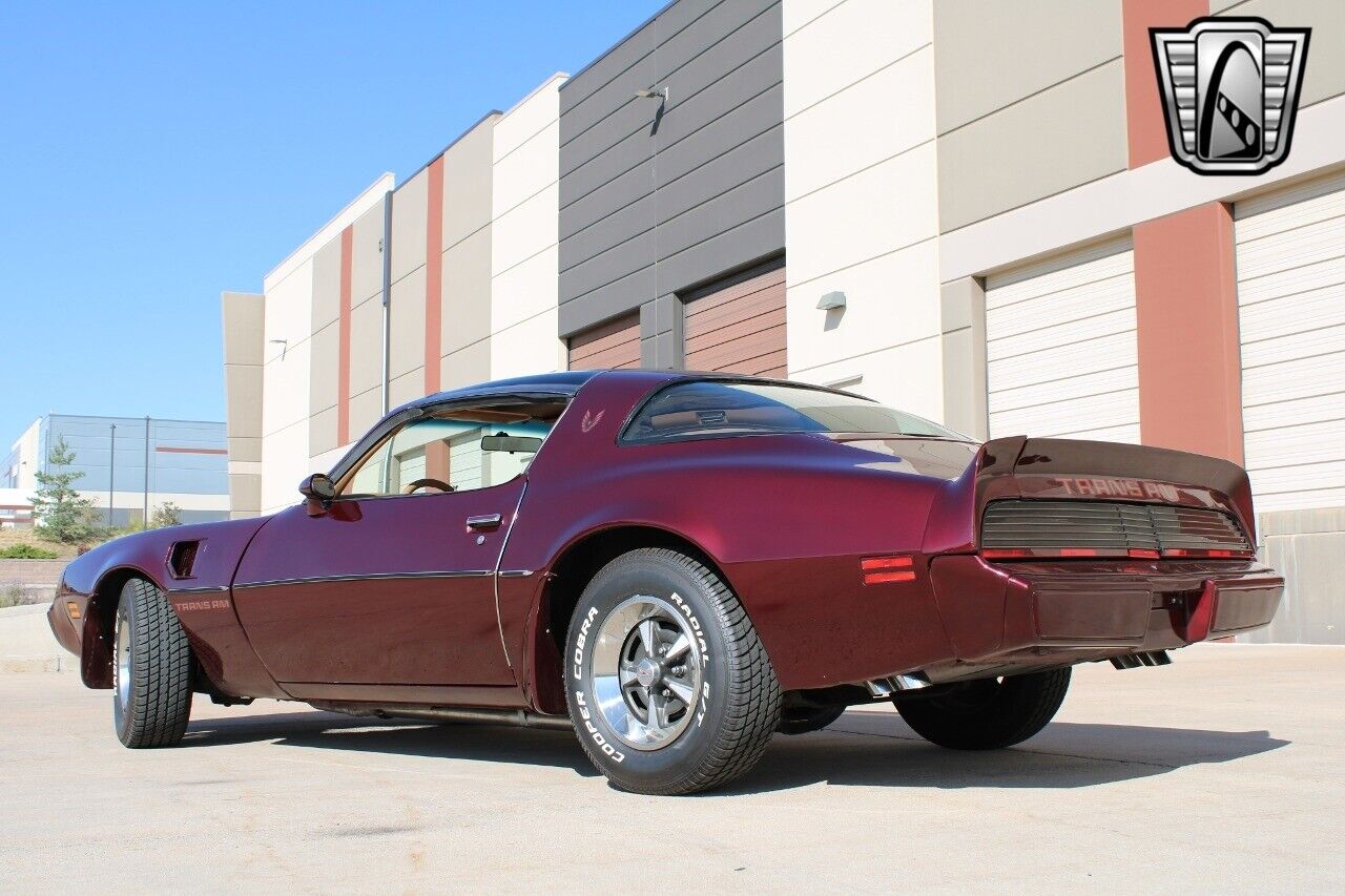 Pontiac-Firebird-Coupe-1980-4