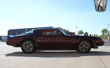 Pontiac-Firebird-Coupe-1980-7