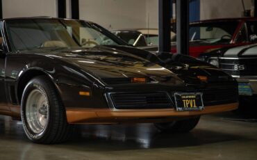 Pontiac-Firebird-Coupe-1982-11