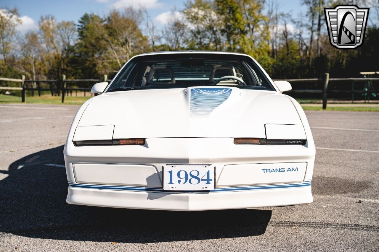 Pontiac-Firebird-Coupe-1984-9